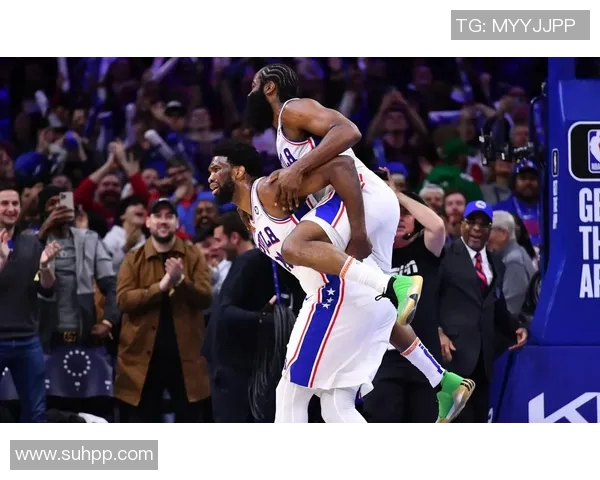 青岛与新疆的激烈对决在CCTV5直播中精彩呈现，篮球迷不容错过