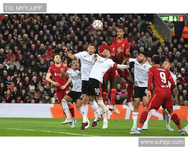 英超经典对决曼联与利物浦的历史渊源与战术分析